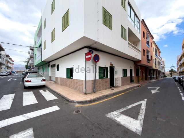 Piso, Arona