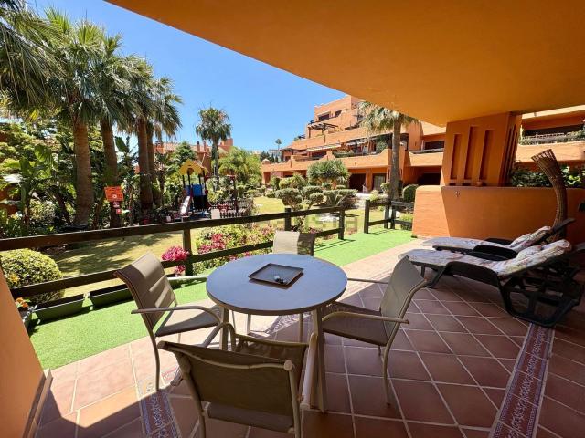 Piso, Buenas Noches, Estepona