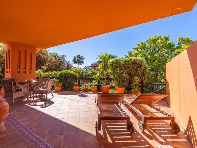 Piso, Buenas Noches, Estepona