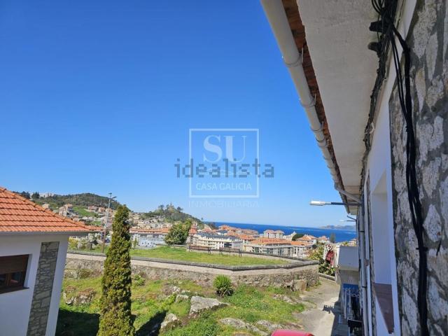 Piso, Baiona
