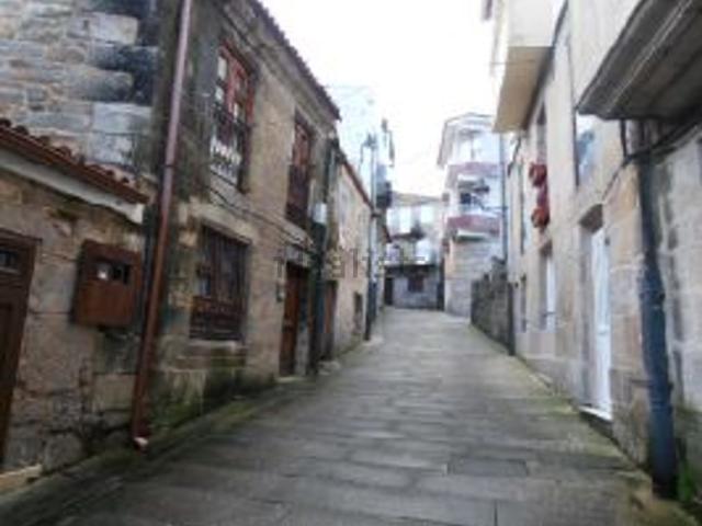 Piso, Baiona