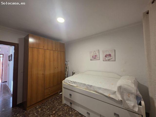 PISO BAJO EN ZONA BARRIO GIRON BUSCA PROPIETARIO¡