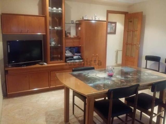 Piso, Baza