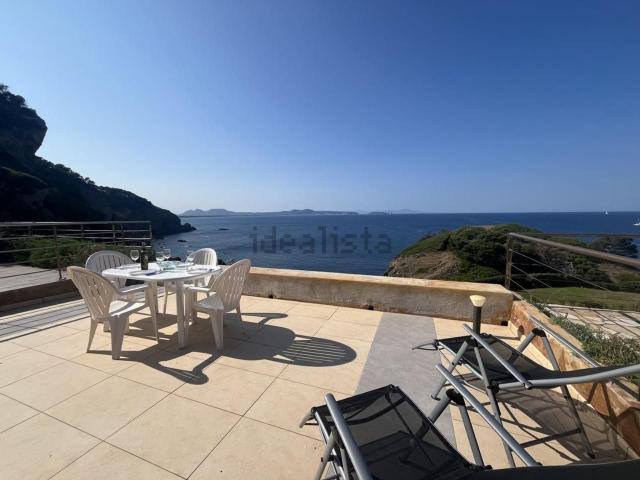 Piso, Begur