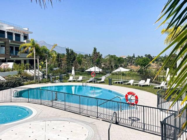 Piso, Benatalaya, Estepona