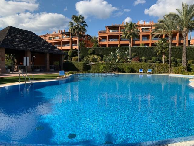 Piso, Benatalaya, Estepona