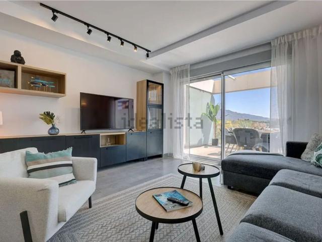 Piso, Benatalaya, Estepona