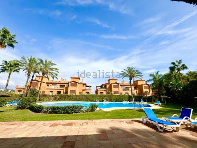 Piso, Benatalaya, Estepona