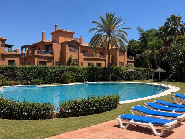 Piso, Benatalaya, Estepona