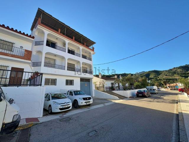 Piso, Benamargosa