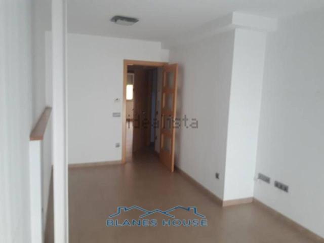 Piso, Blanes