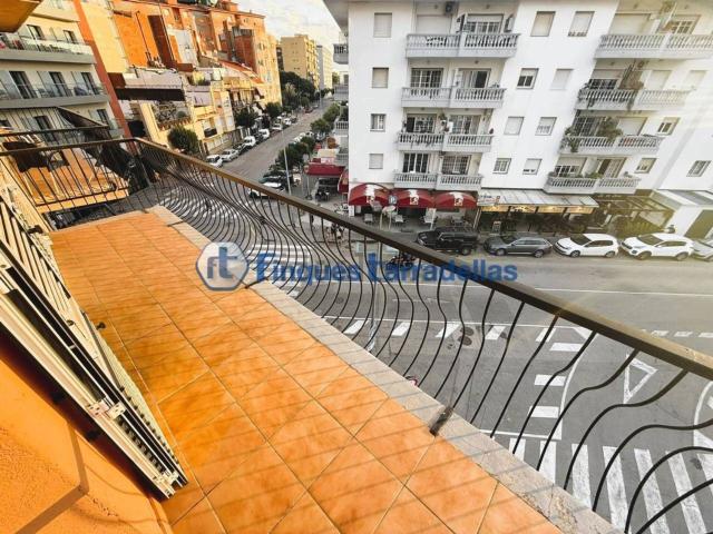 Piso, Blanes