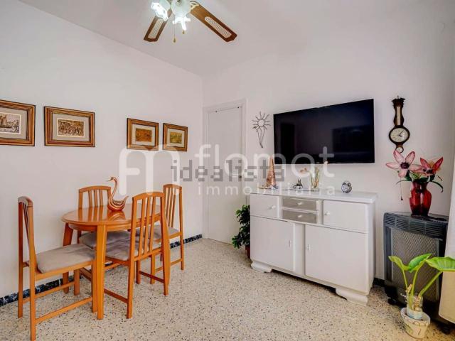 Piso, Blanes