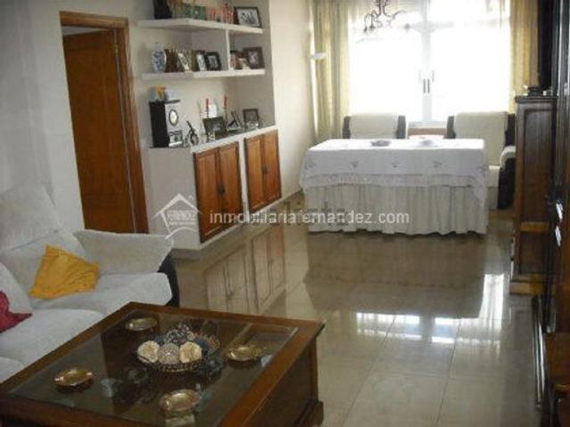 Piso, Cáceres
