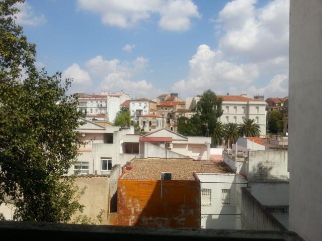 Piso, Cáceres
