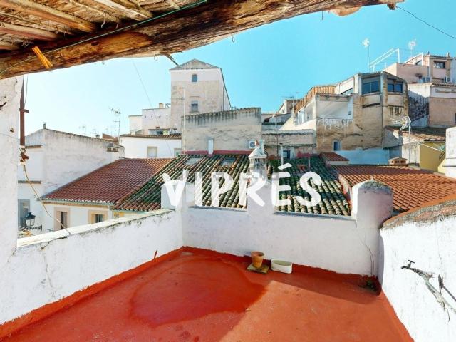 Piso, Cáceres