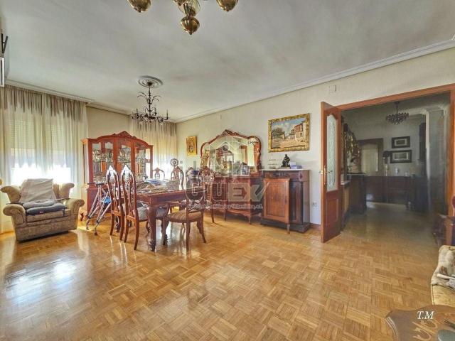 Piso, Cáceres