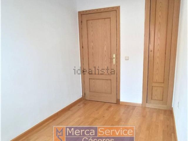 Piso, Cáceres