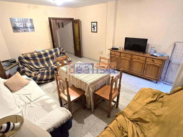 Piso, Cáceres