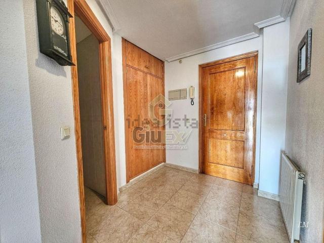Piso, Cáceres