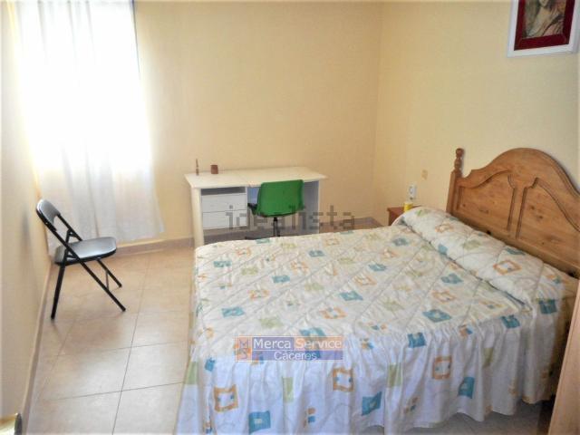 Piso, Cáceres