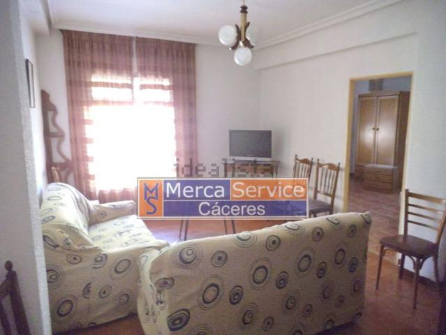 Piso, Cáceres
