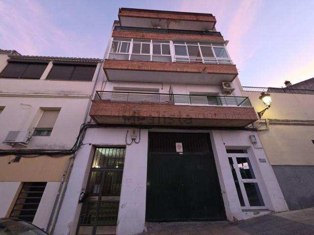 Piso, Cáceres