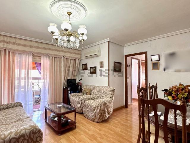 Piso, Cáceres