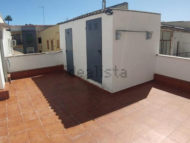 Piso, Cáceres