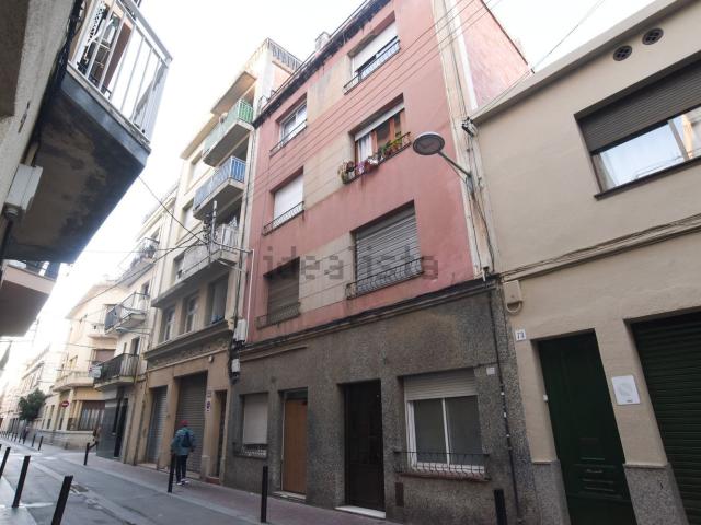 Piso, Calella