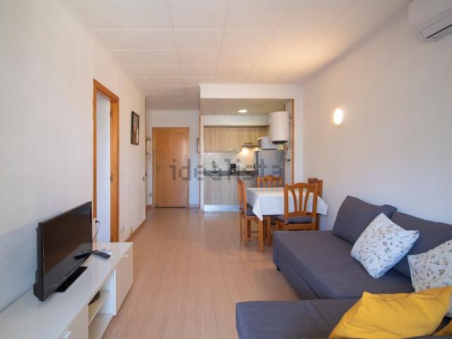 Piso, Calella