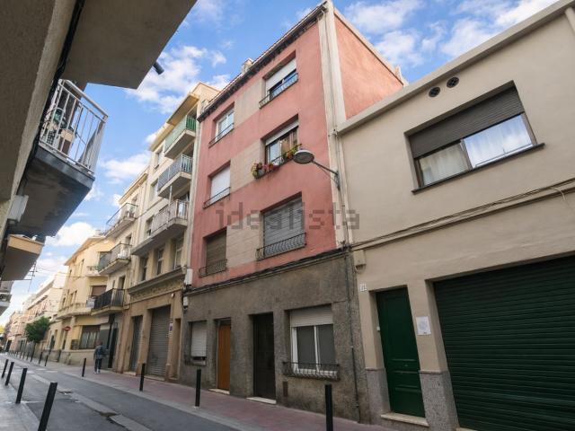 Piso, Calella