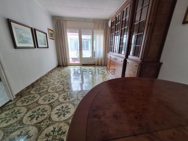 Piso, Calella