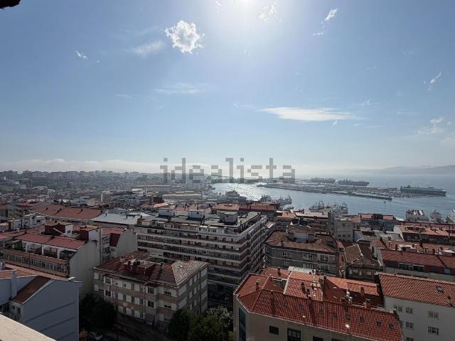 Piso, Camelias Pi y Margall, Vigo