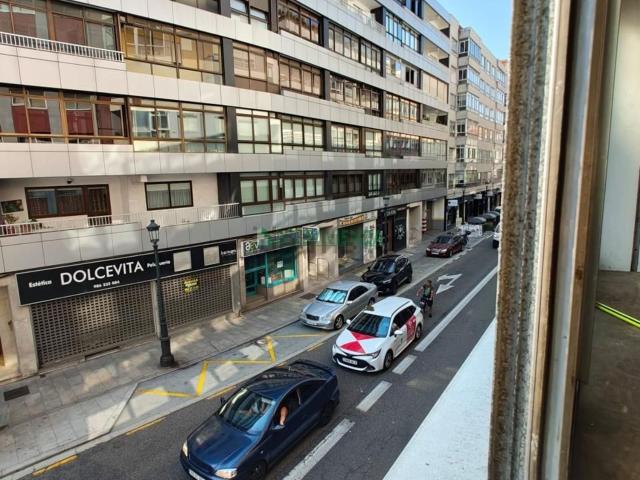 Piso, Camelias Pi y Margall, Vigo