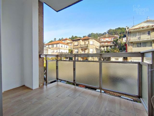 Piso, Camelias Pi y Margall, Vigo