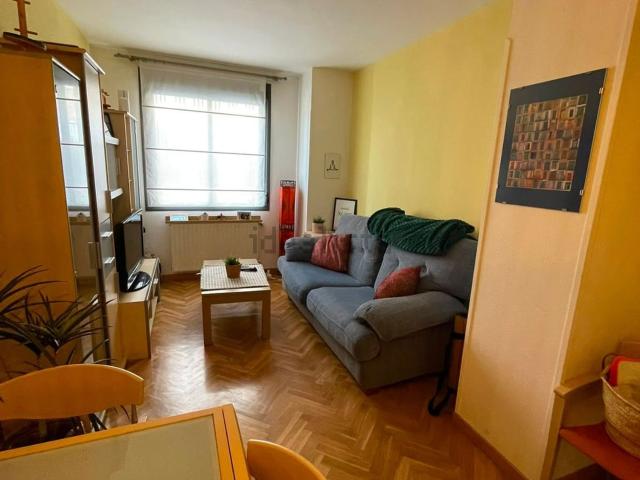 Piso, Campamento, Madrid