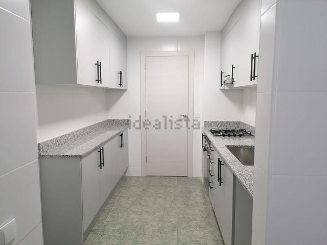 Piso, Canovelles
