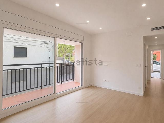 Piso, Canovelles