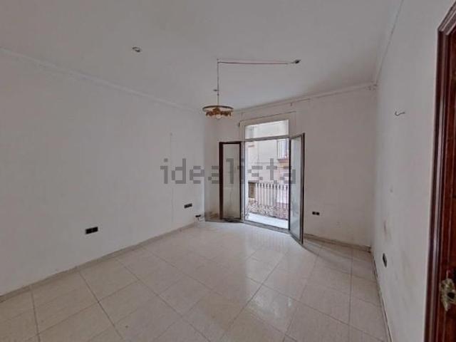 Piso, Canovelles