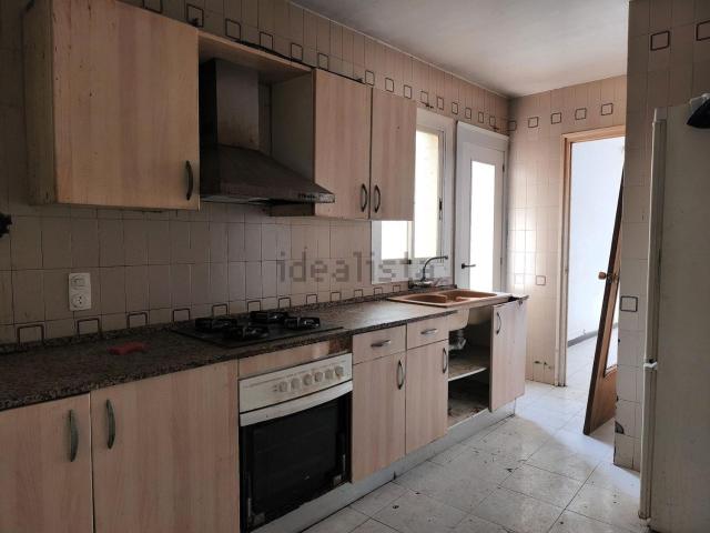 Piso, Canovelles