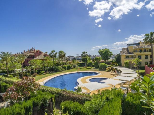 Piso, Cancelada, Estepona