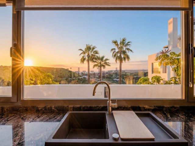 Piso, Casares