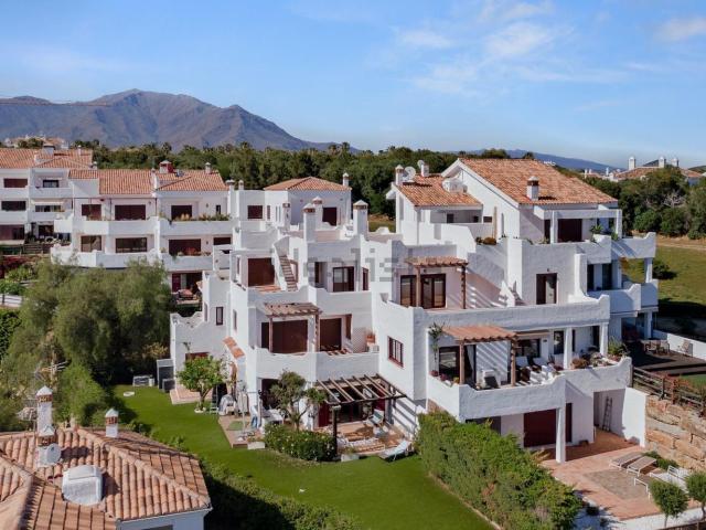 Piso, Casares