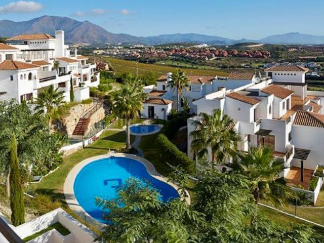 Piso, Casares