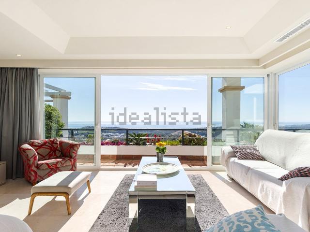 Piso, Casares