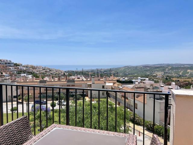 Piso, Casares