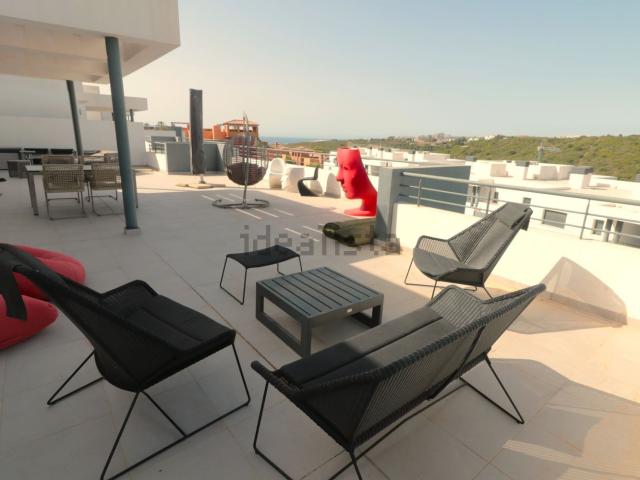 Piso, Casares