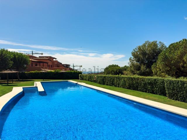 Piso, Casares