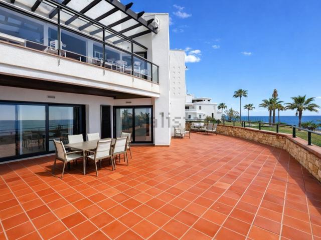 Piso, Casares